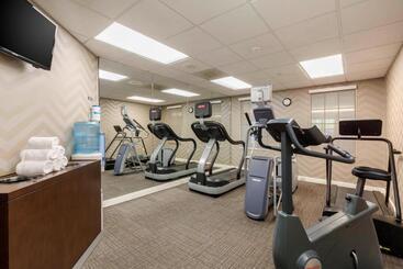 هتل Residence Inn Kansas City Olathe