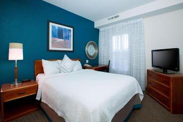 هتل Residence Inn Kansas City Olathe