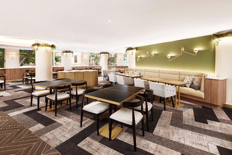 هتل Rydges Darling Square Apartment