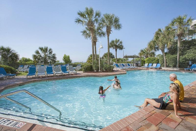 هتل Sea Crest Oceanfront Resort