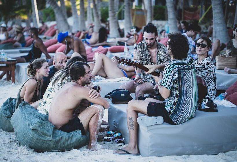 Fotos del hotel Selina Tulum:  31