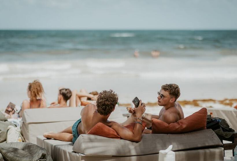 Fotos del hotel Selina Tulum:  38