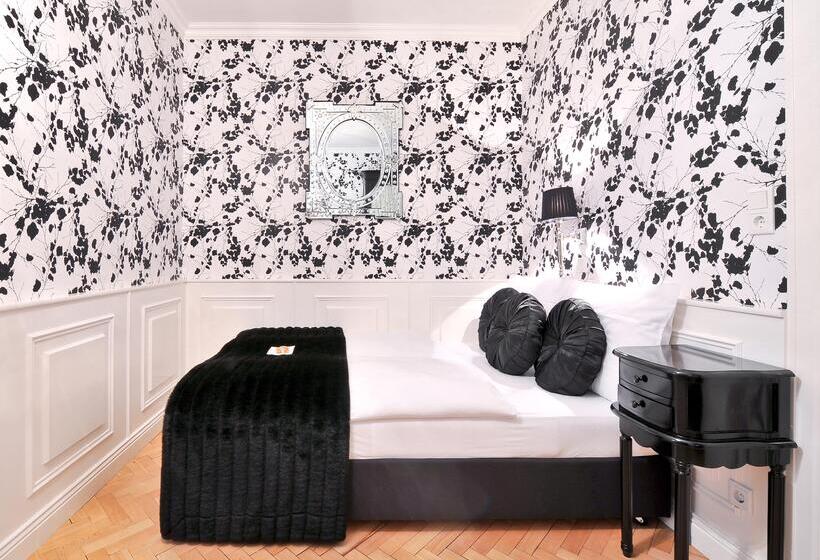 هتل Sir & Lady Astor