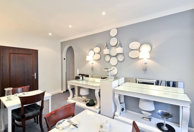 هتل Sir & Lady Astor