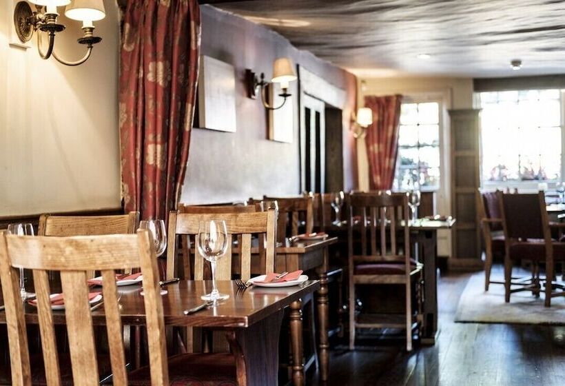 هتل The Red Lion