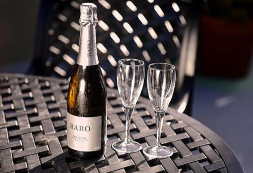 Fotos del hotel The Russell:  9