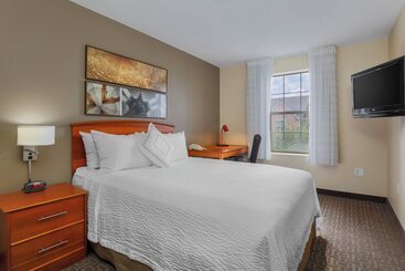 هتل Towneplace Suites By Marriott College Station