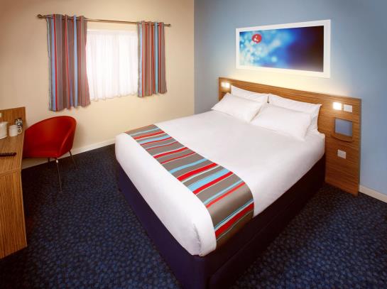 Отель Travelodge Ely