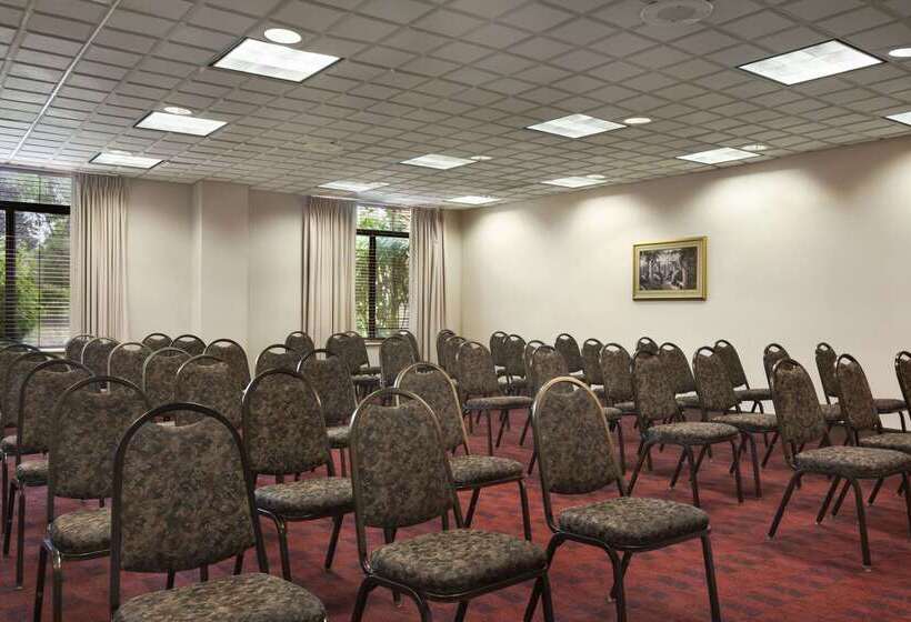 هتل Wingate By Wyndham Schaumburg