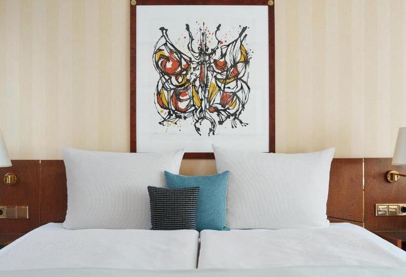 Living  Berlin Mitte