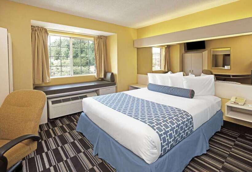 Microtel Inn & Suites By Wyndham Stockbridge/atlanta I75