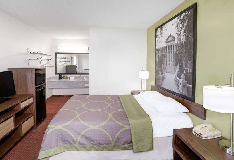 فندق على الطريق Super 8 By Wyndham Lafayette