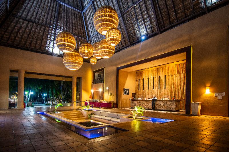 فندق Reef Yucatán All Inclusive & Convention Center