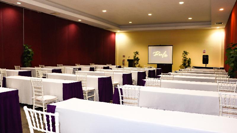 فندق Reef Yucatán All Inclusive & Convention Center