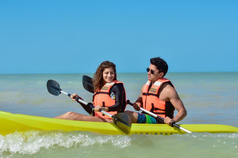 فندق Reef Yucatán All Inclusive & Convention Center