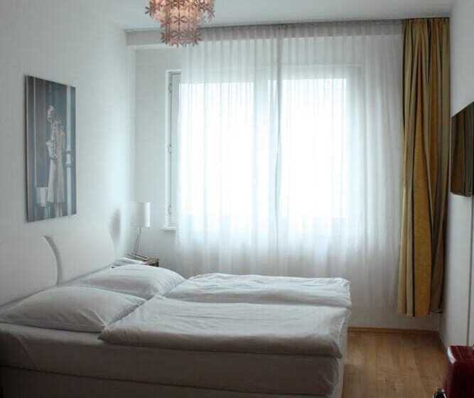 Fotos del hotel The Suite  Garden:  2