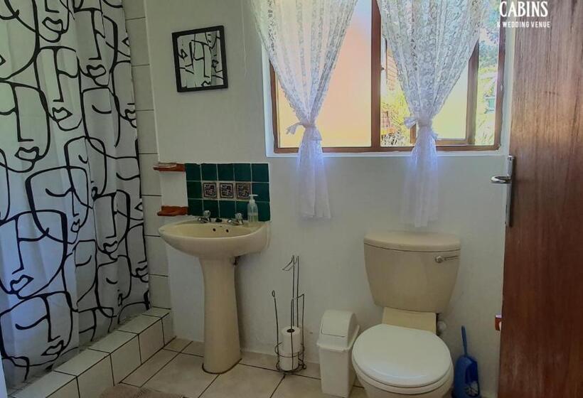 هاستل Plett Forest Cabins