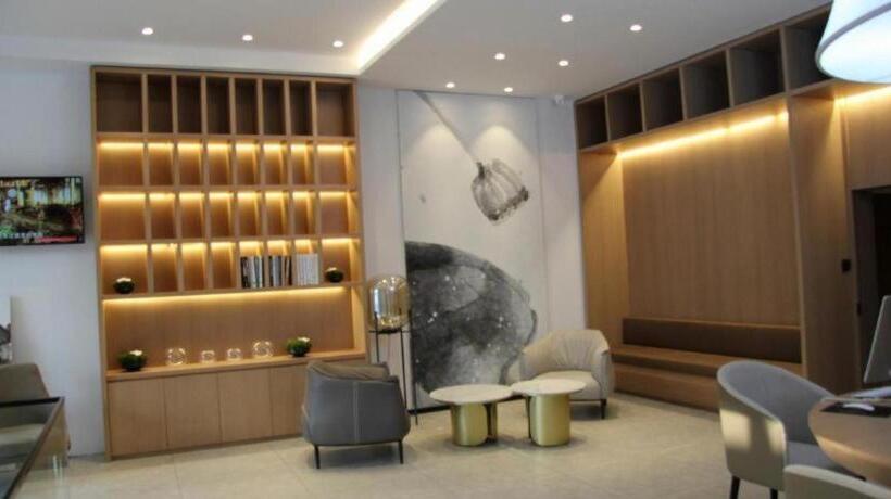 هتل 7 Days Premium· Daqing City Government Wanda Plaza