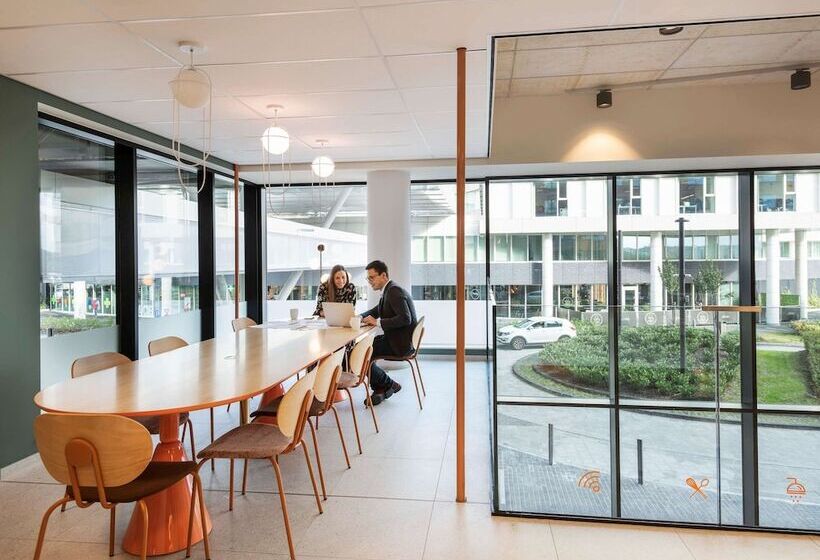 هتل Adagio Access Brussels Delta