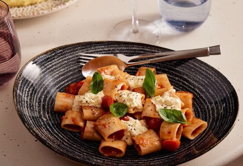 هتل Indigo Adelaide Markets, An Ihg