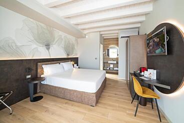 Prada' Home Eco Suites