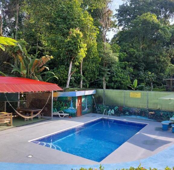 مبيت وإفطار Restaurante Y Cabinas Sudy