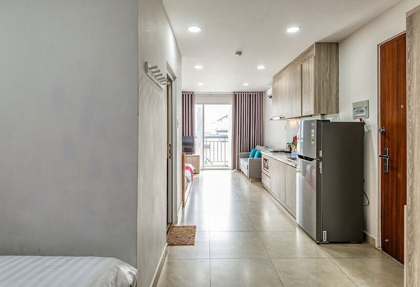 Cherry Hotel And Apartment