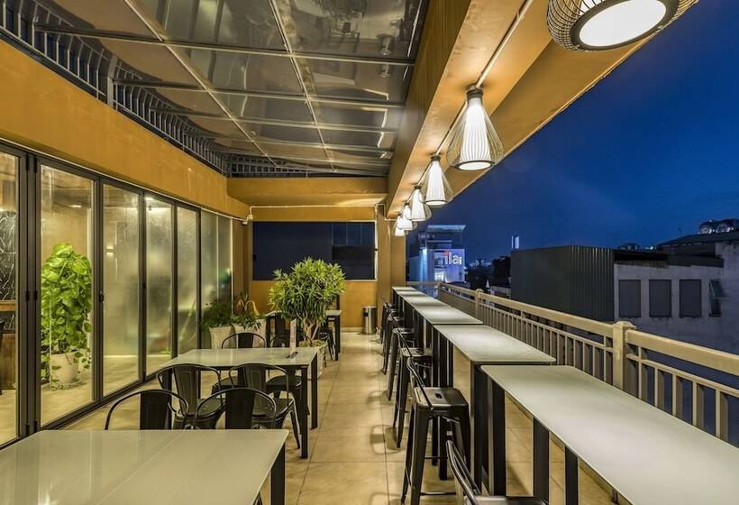 Cherry Hotel And Apartment