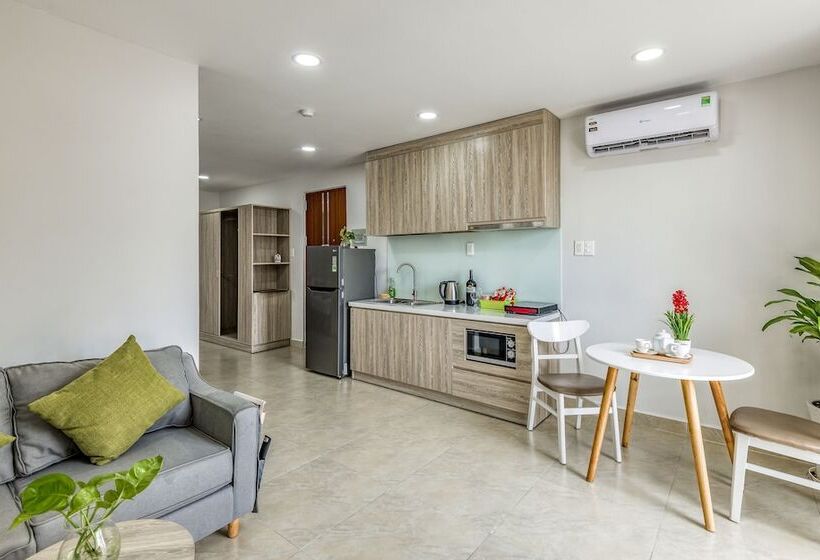 Cherry Hotel And Apartment