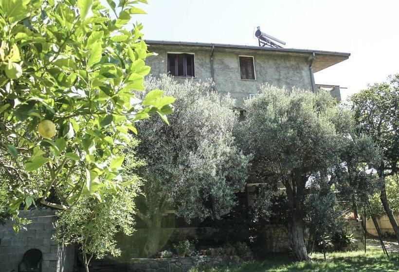فندق Agriturismo Perdaba