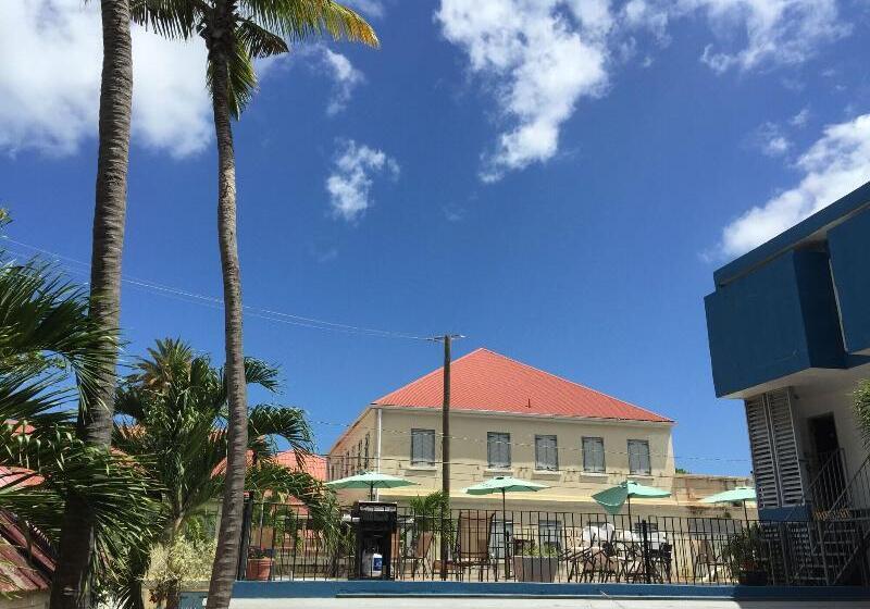 هتل The Frederiksted