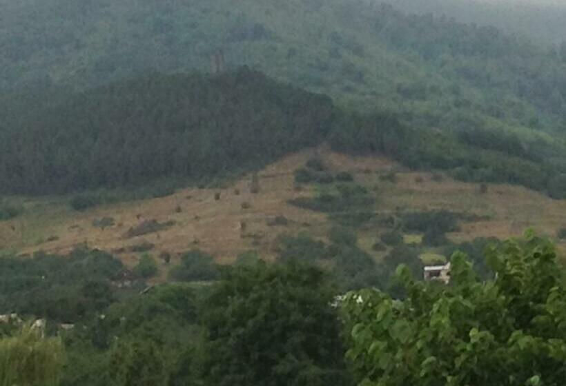 پانسیون Em&ri Guest House In Odzun