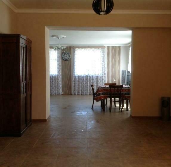 پانسیون Em&ri Guest House In Odzun