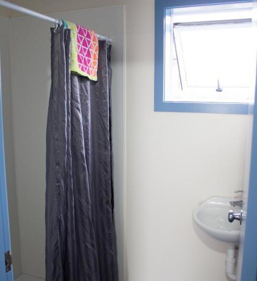 هاستل The Lazy Shag Lodge