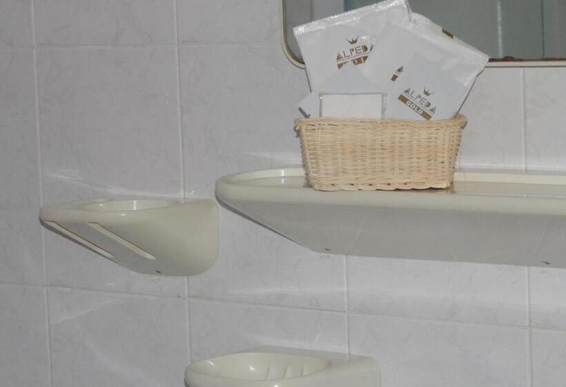 בית מלון כפרי Albergo Ginevra