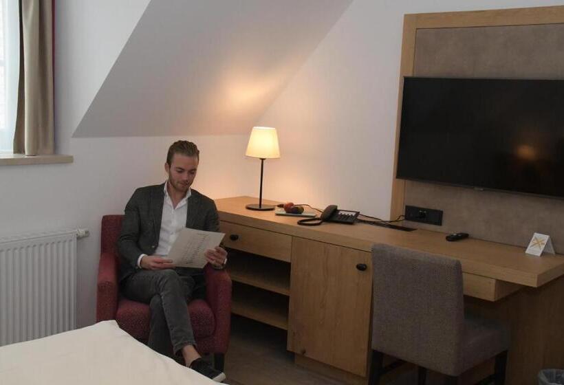 בית מלון כפרי Kallstadter Hof