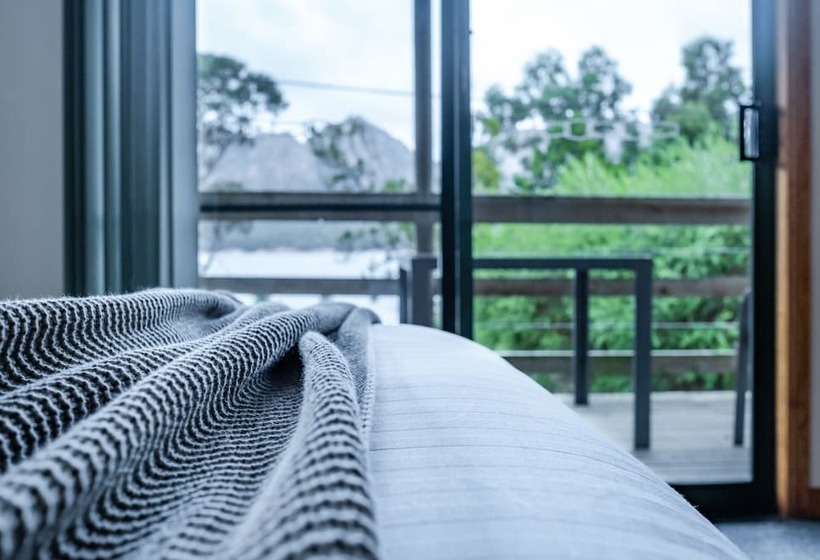 Freycinet Cottage 2