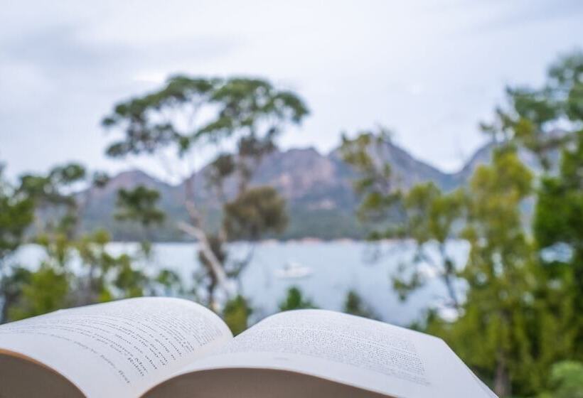 Freycinet Cottage 2
