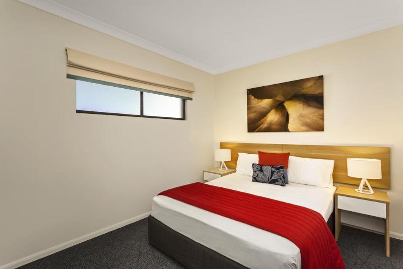هتل Aligned Corporate Residences Townsville