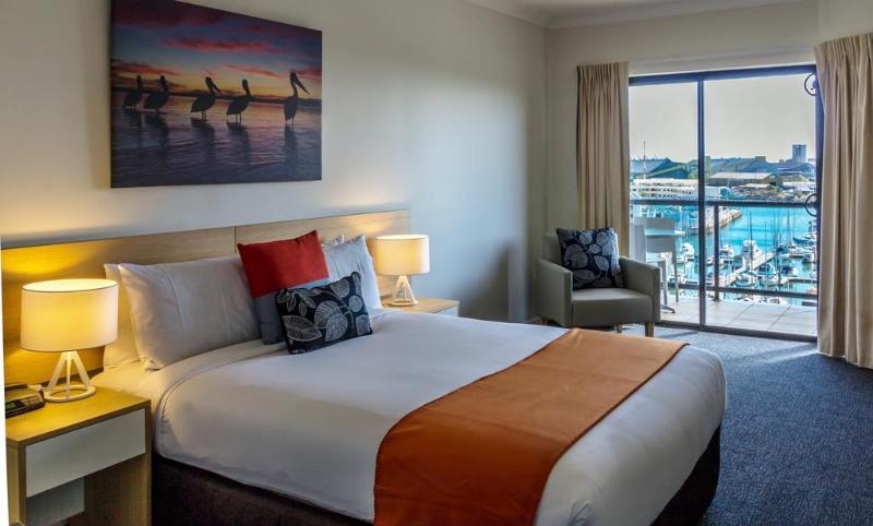 هتل Aligned Corporate Residences Townsville