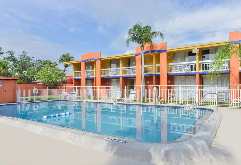 בית מלון כפרי Americas Best Value Inn Sarasota