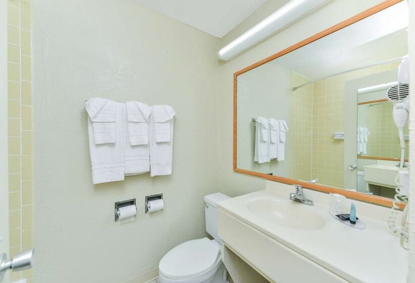 בית מלון כפרי Americas Best Value Inn Sarasota