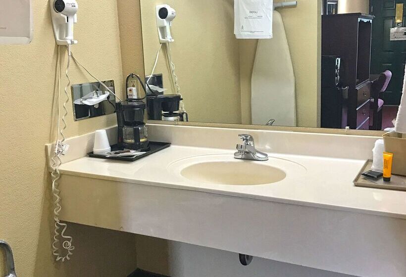 ホテル Americas Best Value Inn & Suites Little Rock Maumelle