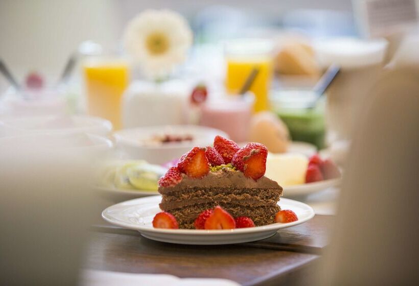 Fotos del hotel Auszeit  Düsseldorf  Das Frühstücks  Partner Of Sorat S:  16