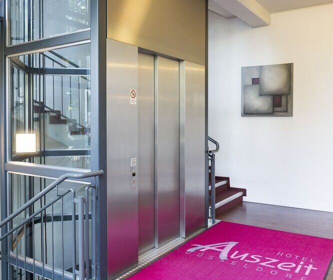 Fotos del hotel Auszeit  Düsseldorf  Das Frühstücks  Partner Of Sorat S:  45