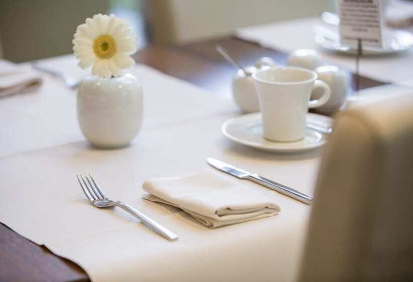 Fotos del hotel Auszeit  Düsseldorf  Das Frühstücks  Partner Of Sorat S:  14