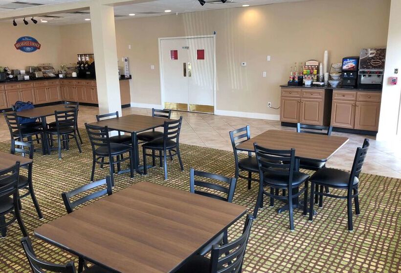 호텔 Baymont By Wyndham Latham Albany Airport