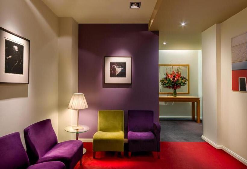 Fotos del hotel City Limits  Apartments:  6