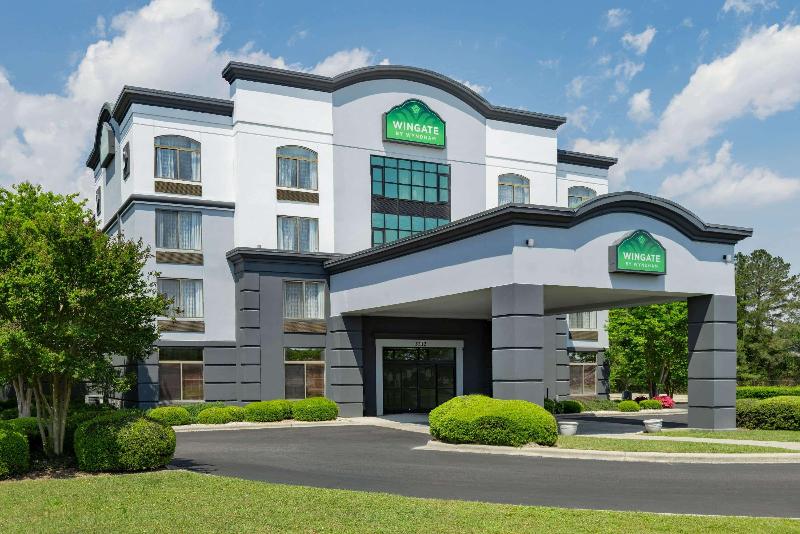 هتل Comfort Inn & Suites Greenville Near Convention Center