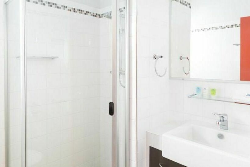 호텔 Toowong Inn & Suites